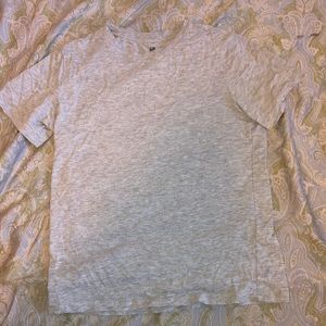 H and M grey kids shirt |s|